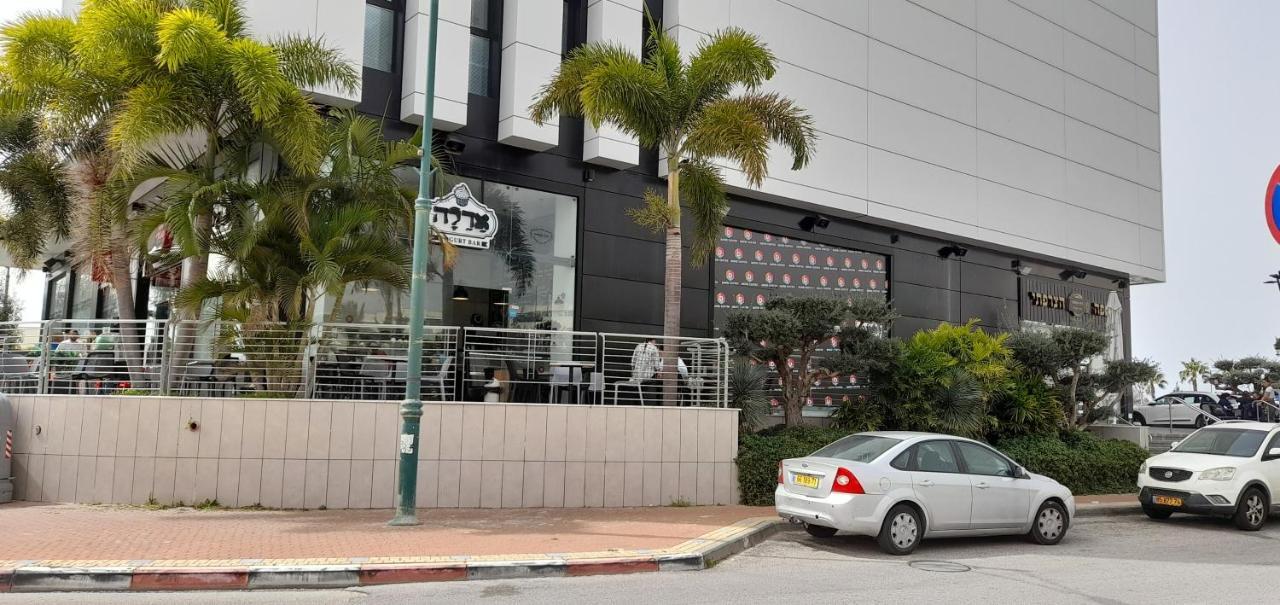 Regina'S Place Or Akiva Luaran gambar